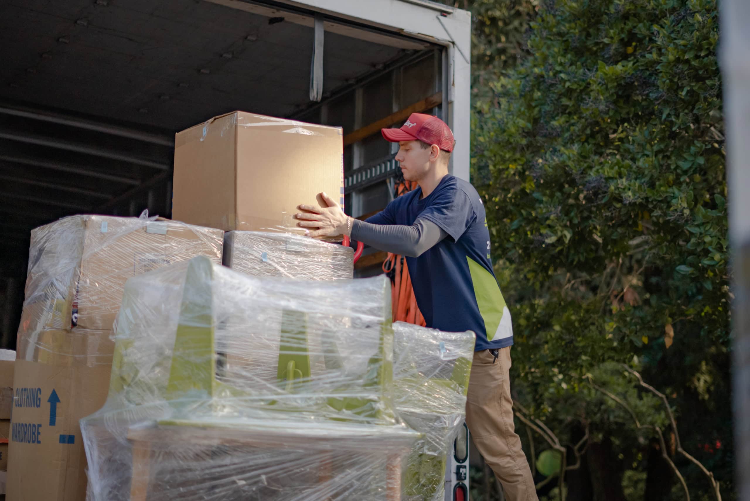 Moving Costs Checklist for Budgeting and Expenses: Ultimate Guide
